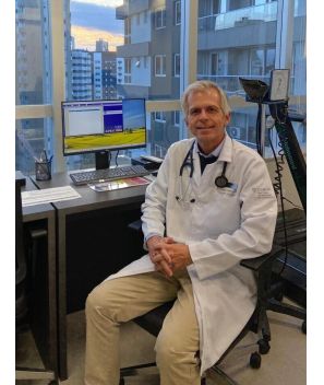 Dr. Marcos Juliano de Abreu | Cardiologista/ hemodinamicista  CRM/SC 8O7O RQE 7894